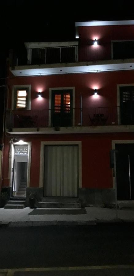 Bed & Breakfast Dietro Le Mura Aci Castello Exterior foto